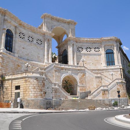 Eva Luxury Suite Cagliari Luaran gambar